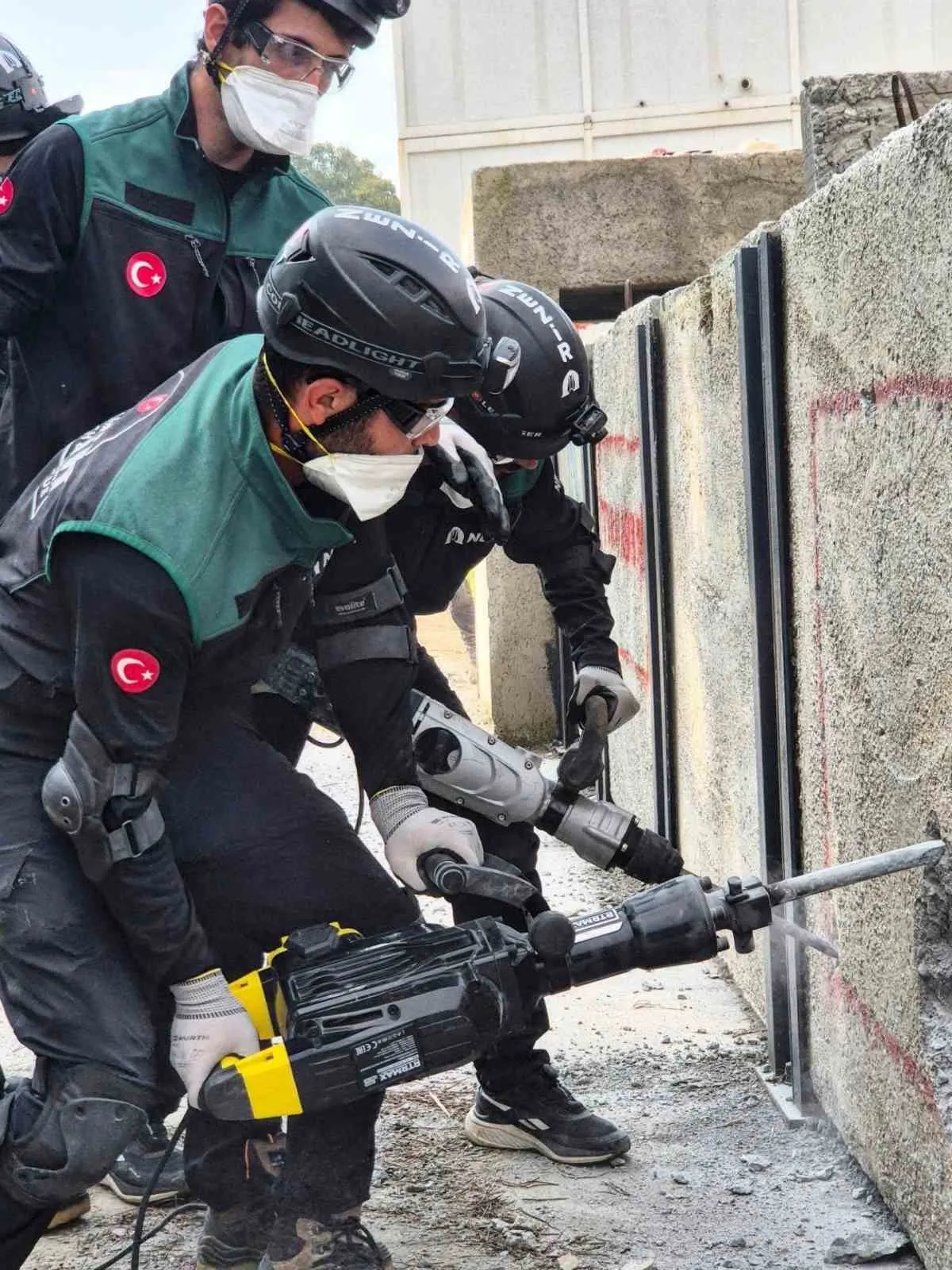 Aydın'da nefes kesen prova: Ekipler olası felaketlere karşı teyakkuzda
