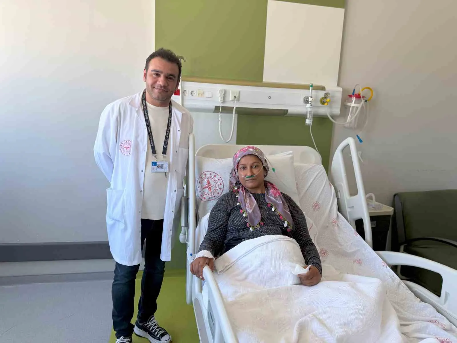 Manisa'da tıp dünyasını şaşırtan operasyon: Kalbi durdurmadan imkansızı başardılar