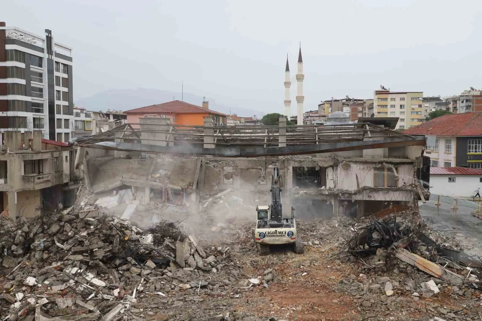 Nazilli’nin kalbi yeniden atacak: Yarım asırlık merkez modern dönüşümle buluşuyor