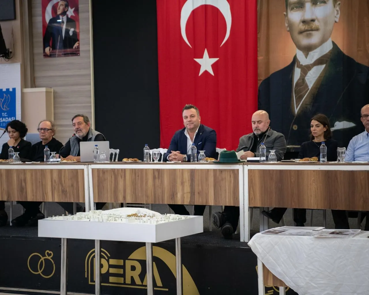 Kuşadası'nın yeni vizyonu için mimarlar seferber oldu: Otogar alanı dönüşüyor