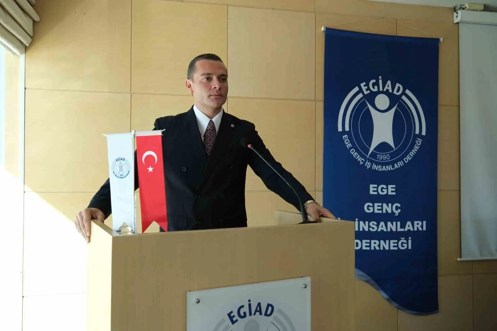 Diplomasinin yeni yüzü iş dünyası: EGİAD’dan küresel iş birliğine tam destek