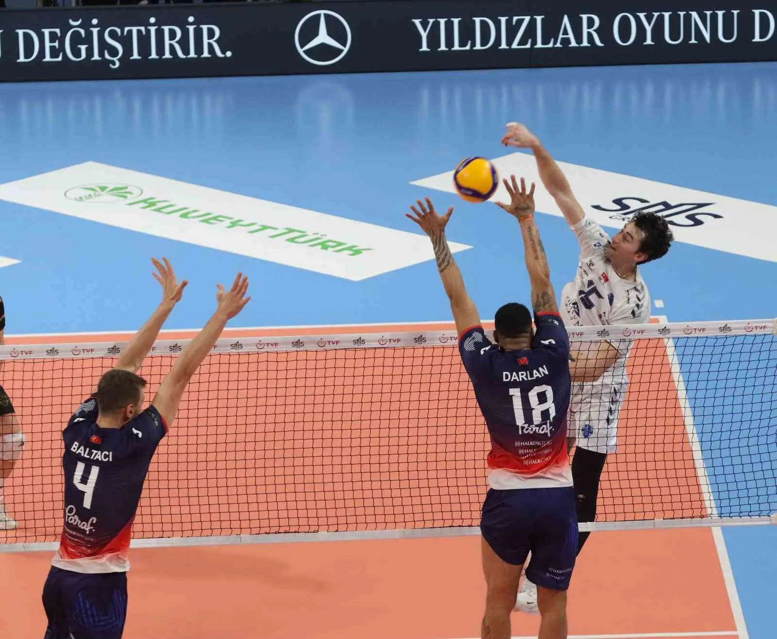 İzmir'de Halkbank rüzgarı: Altekma evinde set alamadı