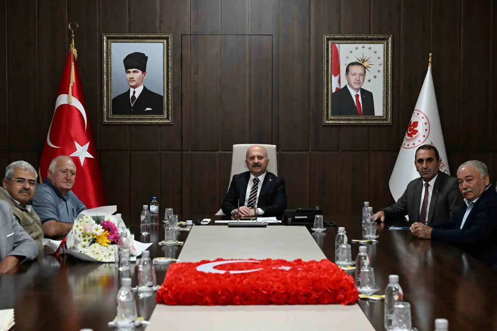 Aydın’da yerel yönetim mesaisi: Muhtarların talepleri doğrudan valiliğe taşındı