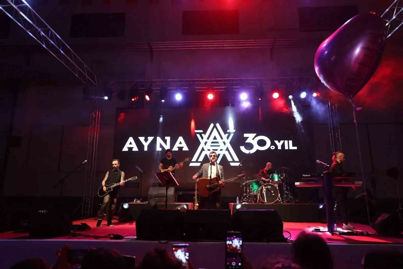 Afyonkarahisar’da Cumhuriyet coşkusu Ayna ile zirveye taşındı