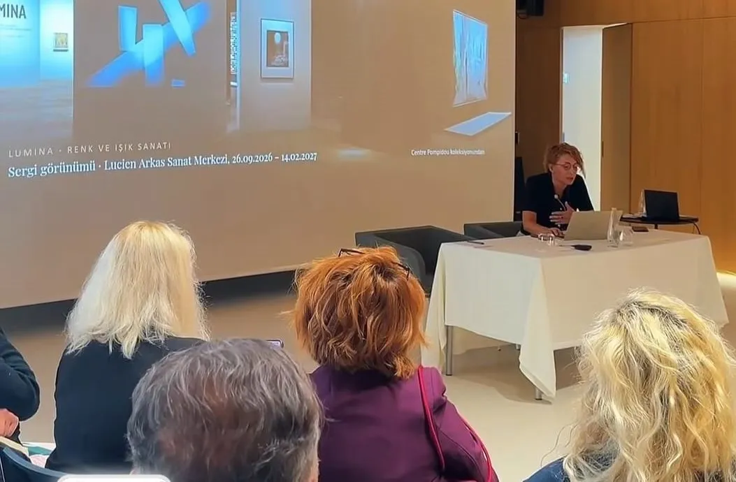 İzmir'de felsefe rüzgarı: Kontenjanlar saatler içinde tükendi