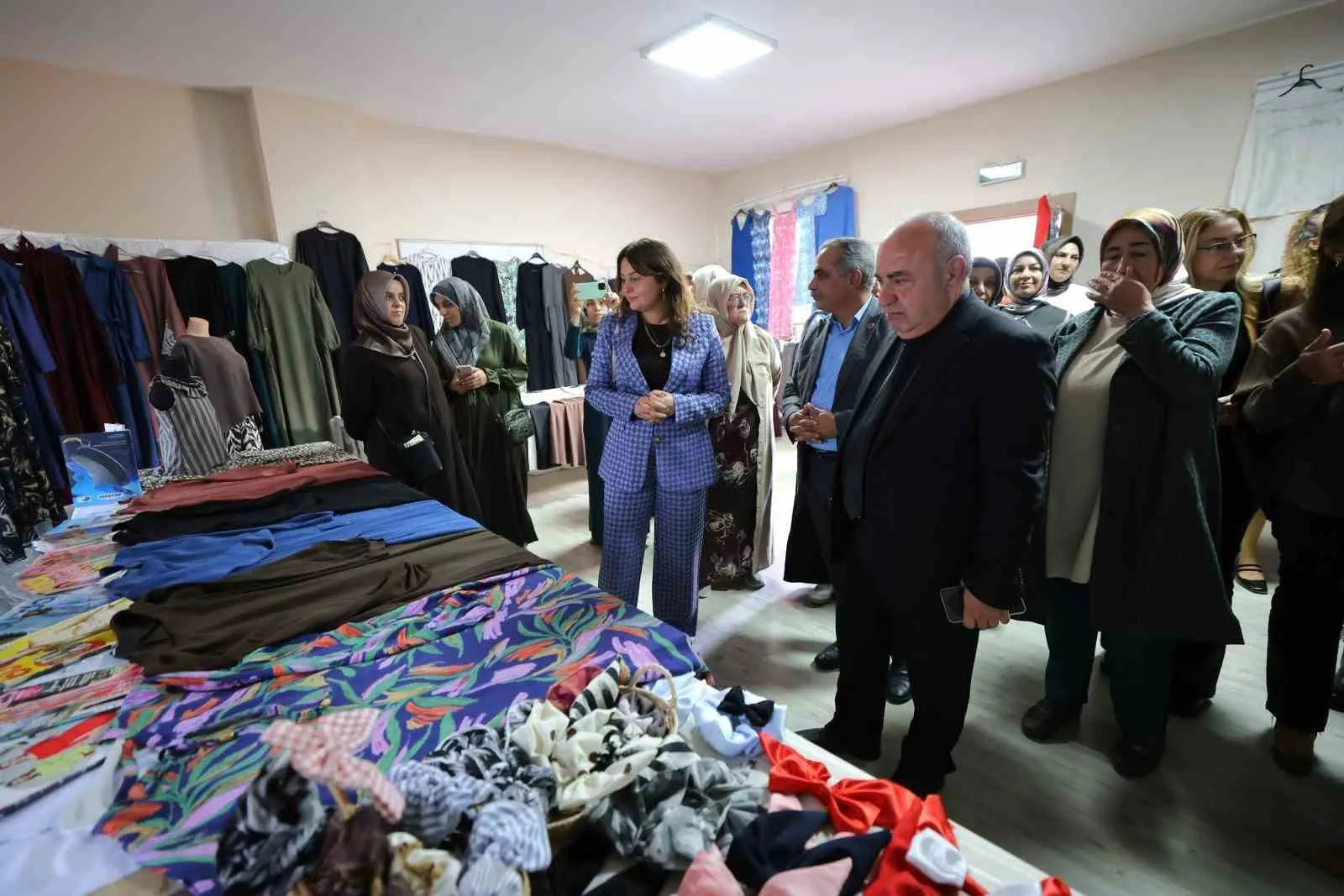 Yunusemre'de el emeği göz nuru eserler görücüye çıktı