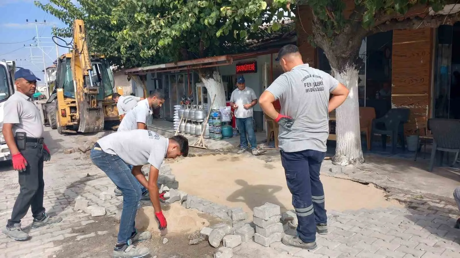 Şehzadeler’de şantiye görüntüsüne son: Yollar ve kaldırımlar baştan aşağı yenileniyor