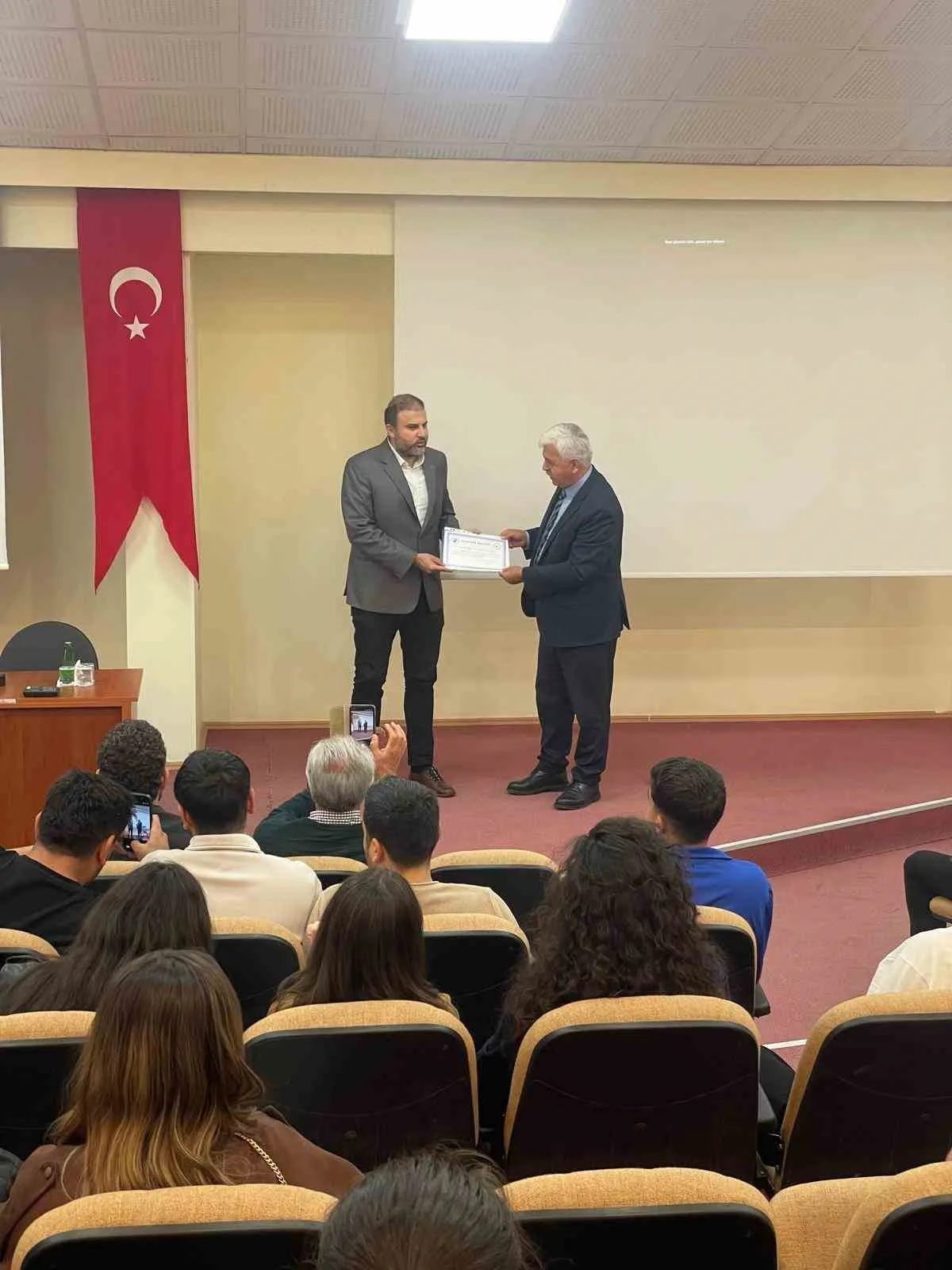 Çivril Ziraat Fakültesi’nde akademik yıl terörsüz gelecek vizyonuyla açıldı
