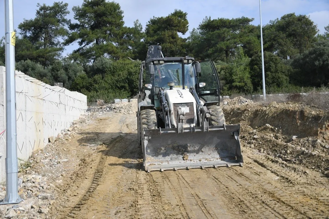 Caferli’de ulaşım seferberliği: 25 bin metrekarelik yenileme başladı