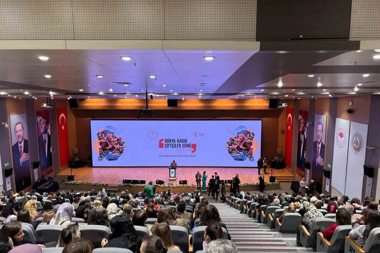 Muğlalı kadınların safran başarısı Ankara'da taçlandı