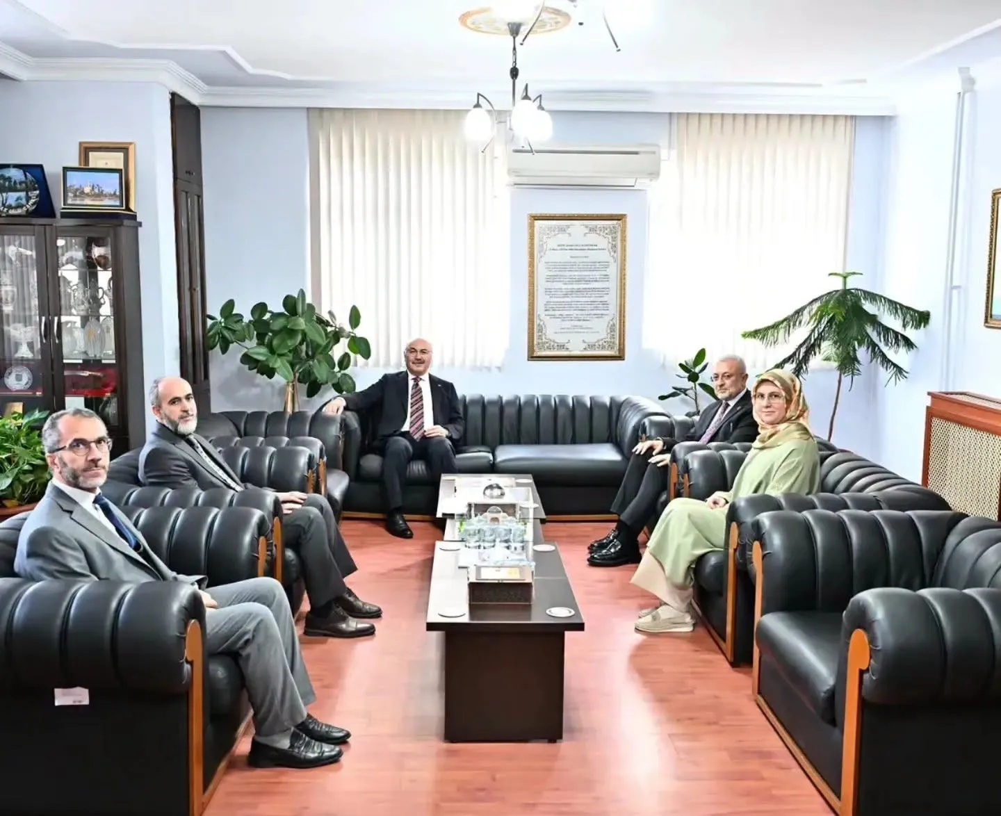 Vali Köşger’den İl Müftülüğüne kritik ziyaret: Din hizmetlerinde yeni yol haritası