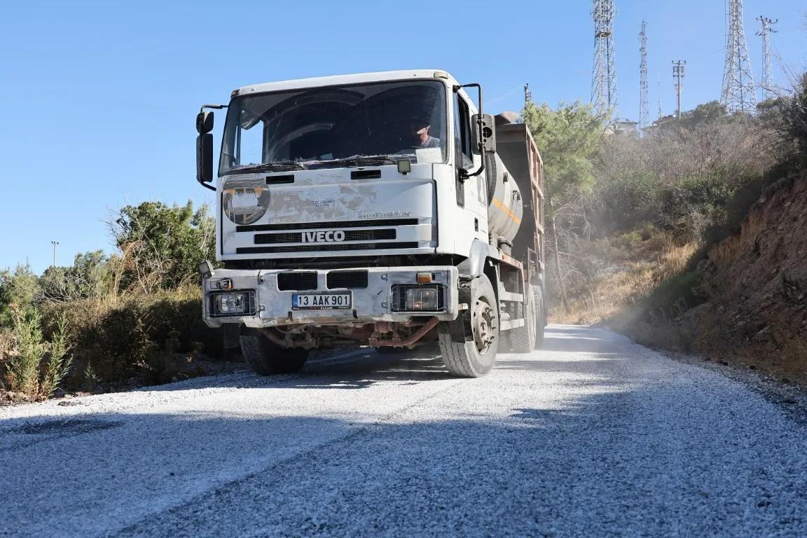 Bodrum yollarında konfor seferberliği: Binlerce metrekarelik yenileme tamamlandı