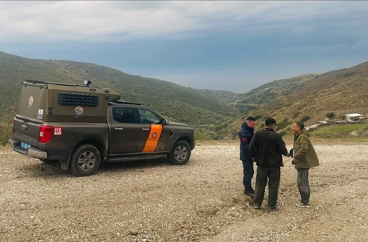 Ege'de düzensiz göç operasyonu: 76 kişi yakalandı