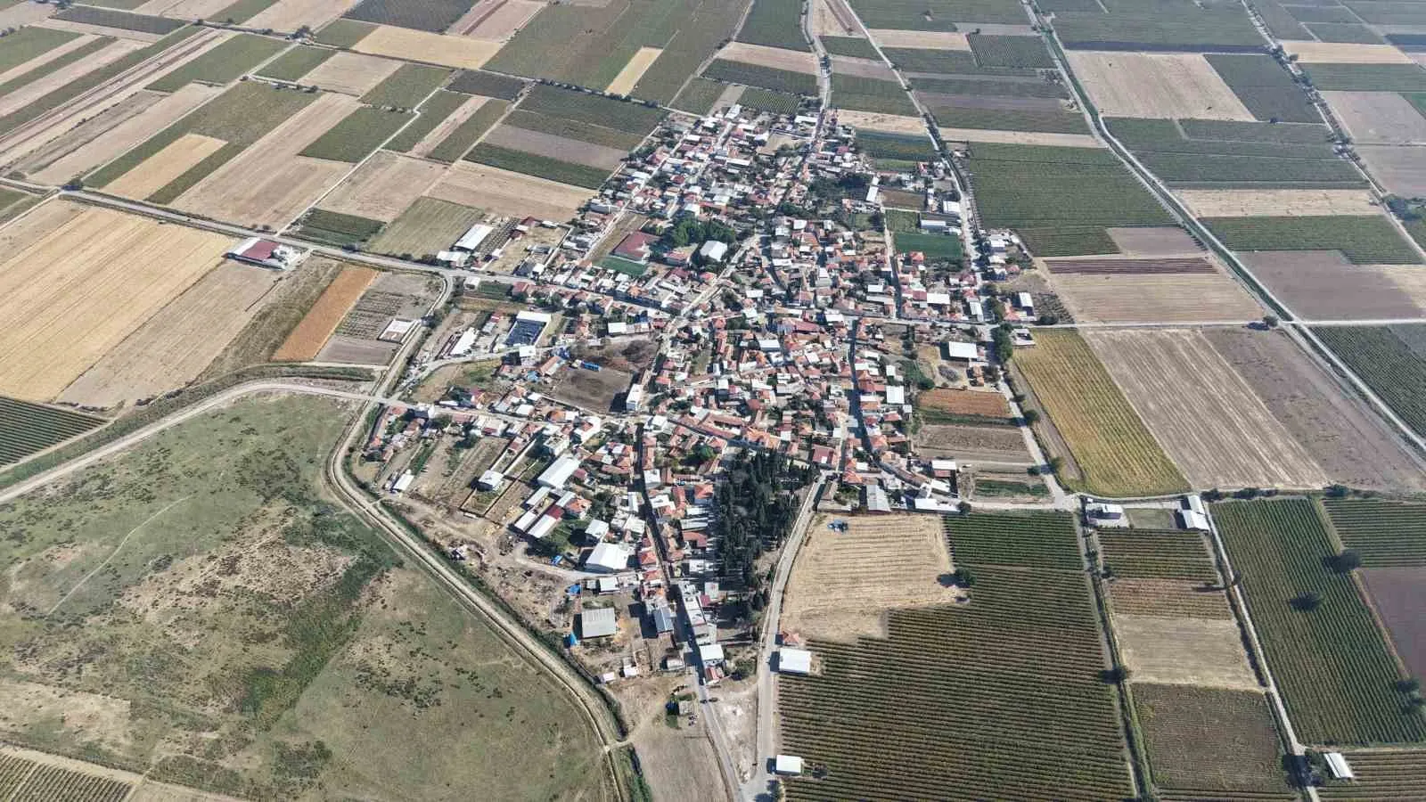 Yeşilköy’de musluklardan akan çile bitti: 40 yıllık altyapı tarihe karıştı