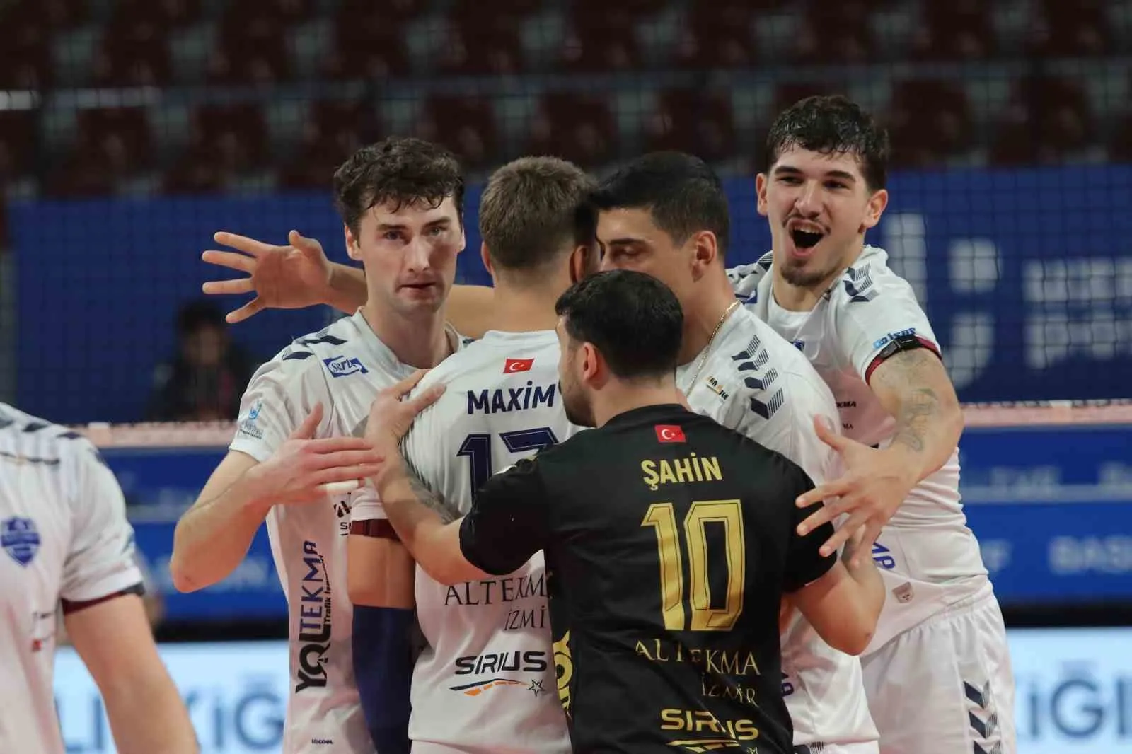 İzmir'de Halkbank rüzgarı: Altekma evinde set alamadı