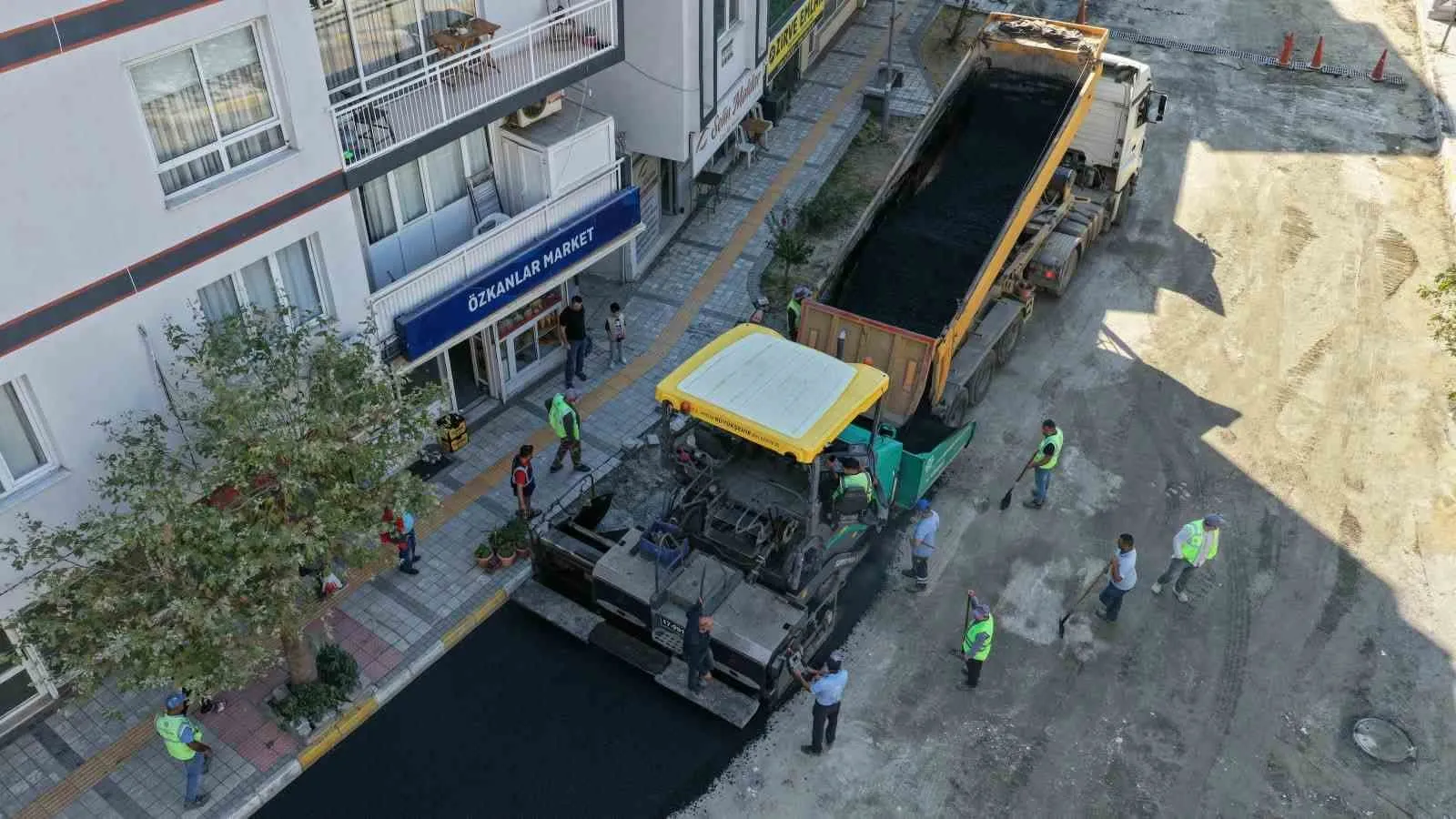 Söke’de ulaşım konforu artıyor: Aydın Caddesi baştan aşağı yenileniyor