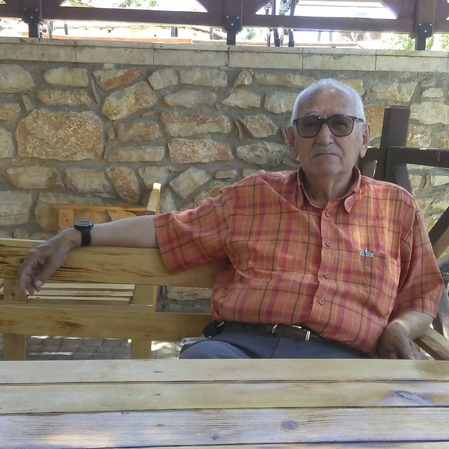 Seydikemer'de acı sabah: Yolun karşısına geçmek isterken canından oldu