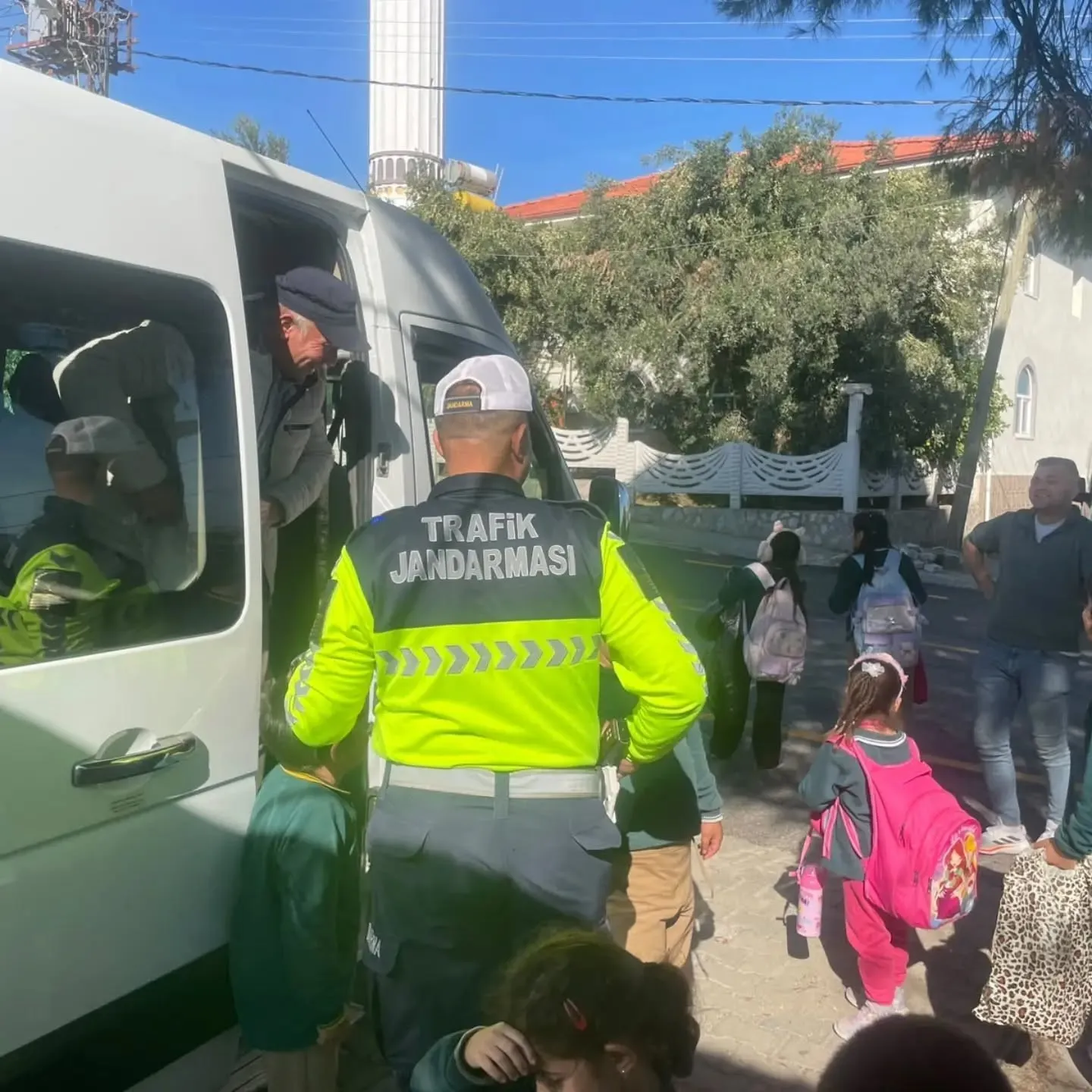 Kuyucaklı gençlere trafik dersi: Jandarmadan kapsamlı güvenlik seferberliği