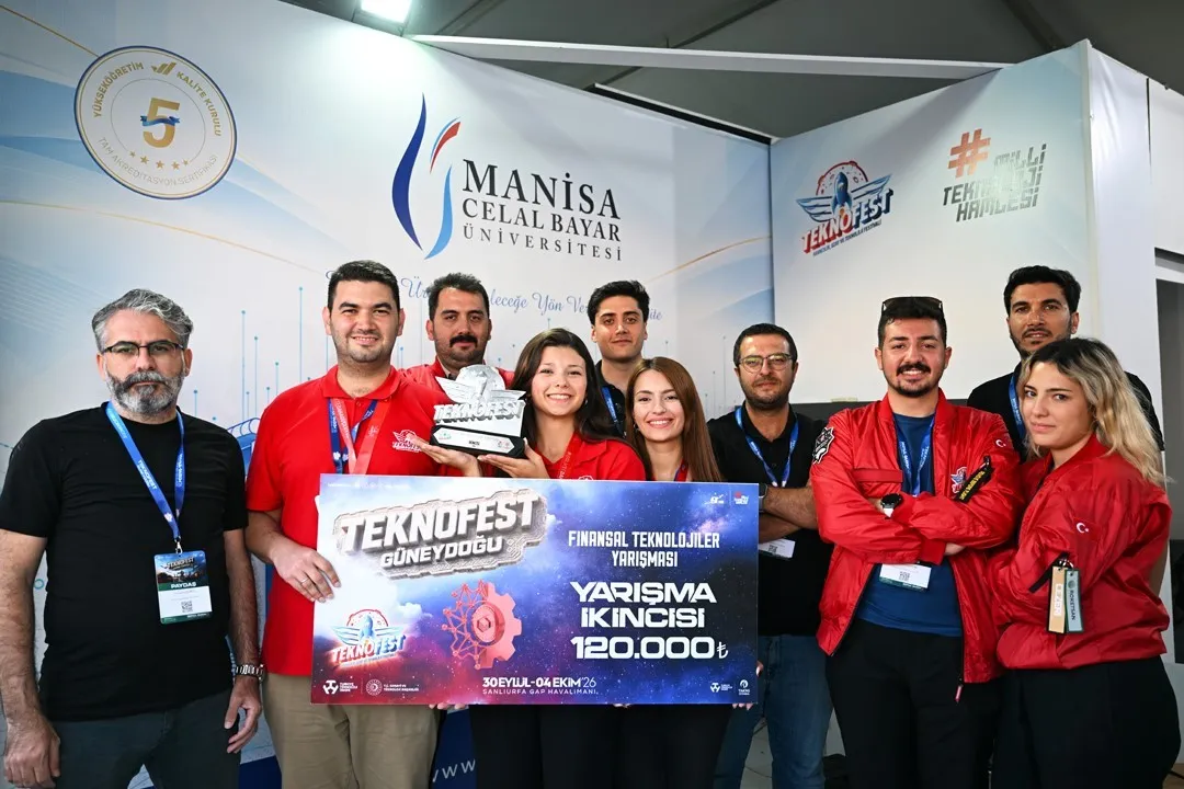 Manisalı gençlerden finans dünyasına dijital kalkan: TEKNOFEST’te ikincilik kürsüsü