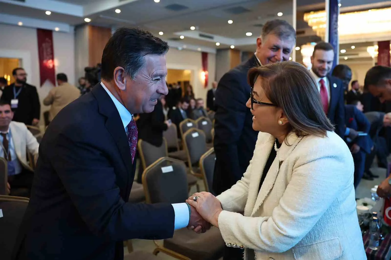 Muğla’nın iklim vizyonu Gaziantep’te masaya yatırıldı: Aras’tan kritik mesaj