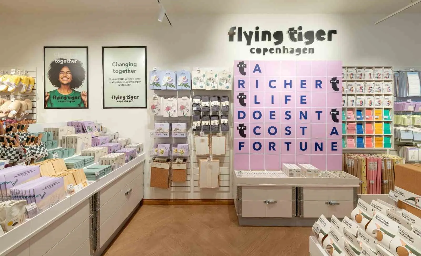 Ege'nin kalbinde renkli rüzgarlar: Flying Tiger Copenhagen Aydın'a merhaba dedi