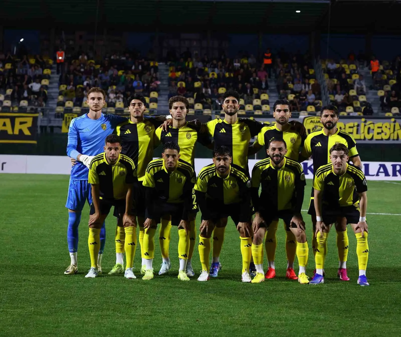 Aliağa FK evinde kazandı: Menemen FK 10 kişiyle direnemedi