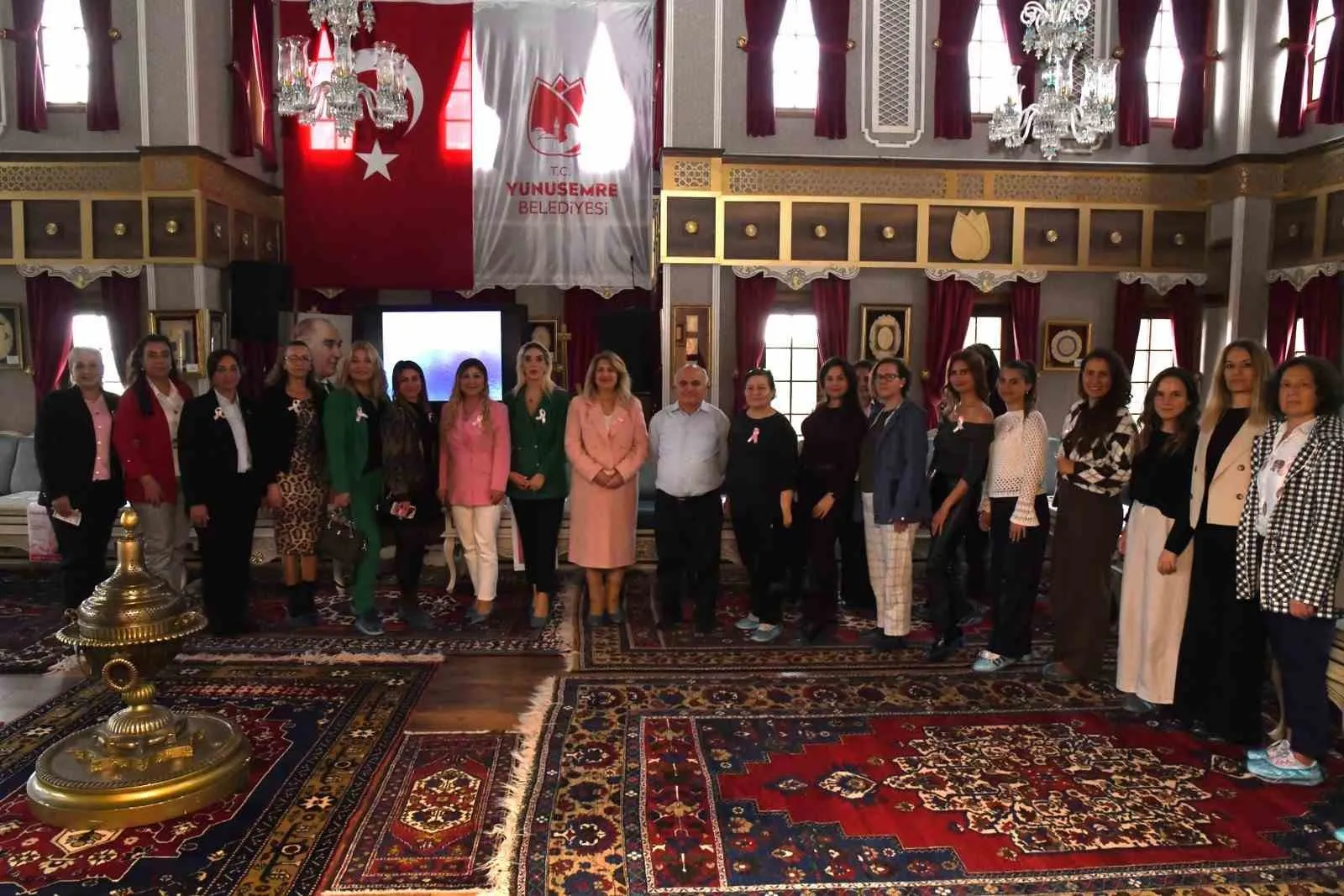 Yunusemre’de kadın personellere hayati uyarı: Erken teşhis hayat kurtarıyor
