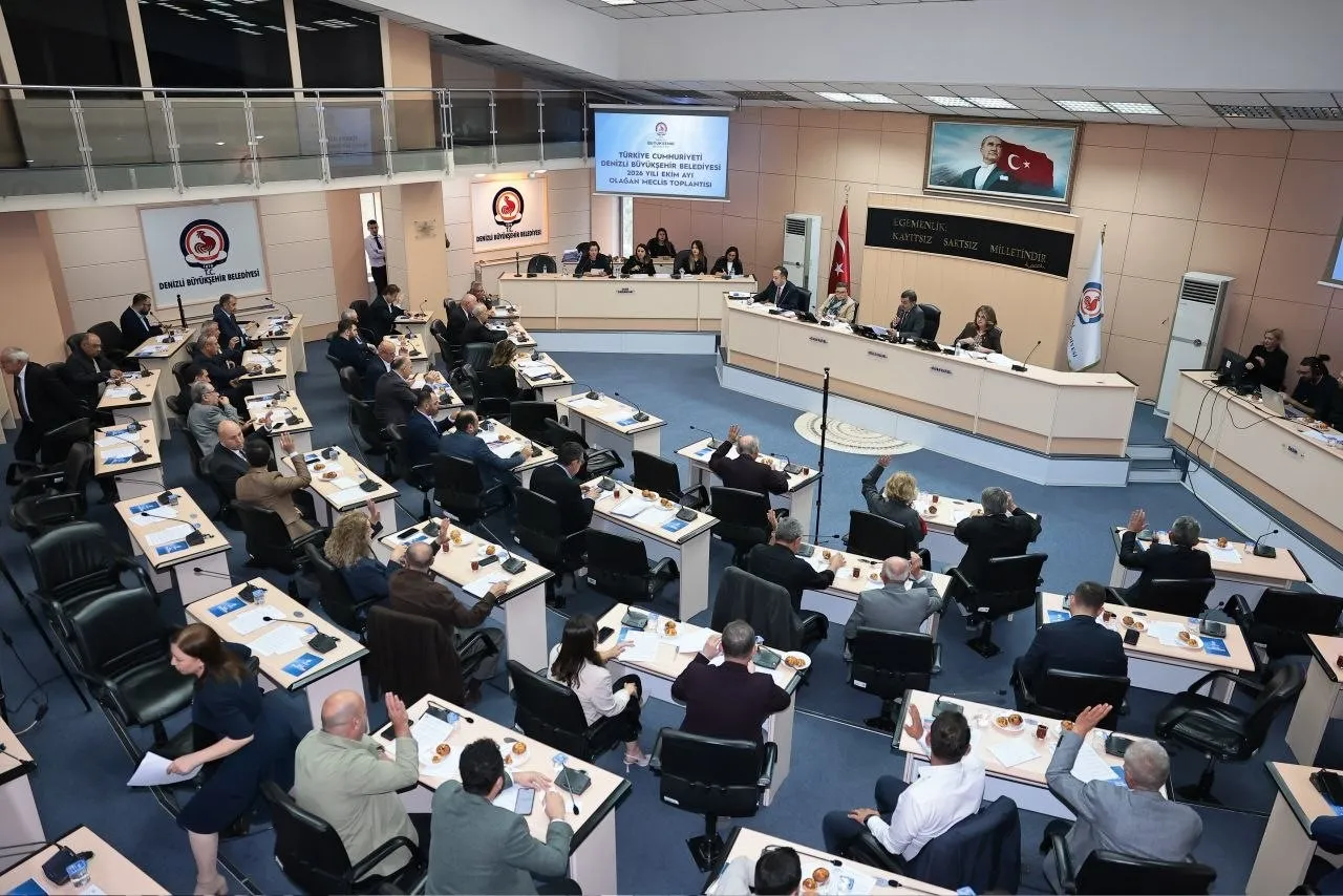 Denizli’de sosyal belediyecilik hamlesi: Şehit çocukları ve ihtiyaç sahiplerine dev destek paketi