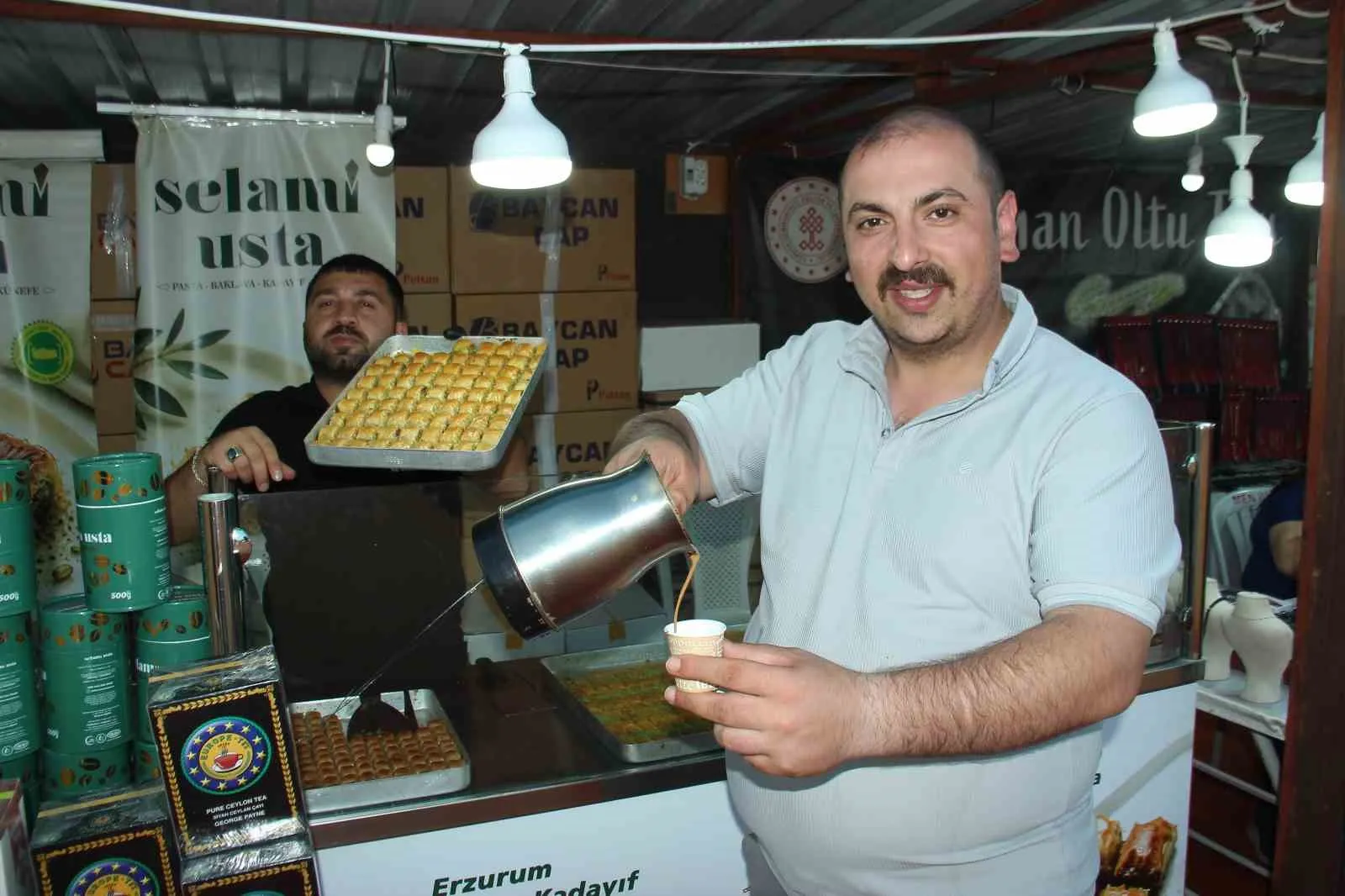 İzmir’de Erzurum esintisi: 60 bin şişlik lezzet şöleni başladı