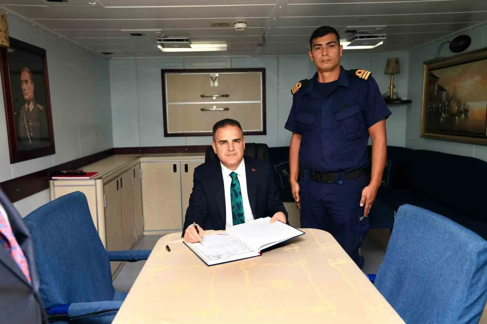 Mavi Vatanın nöbetçilerine Vali Akbıyık'tan yakın markaj