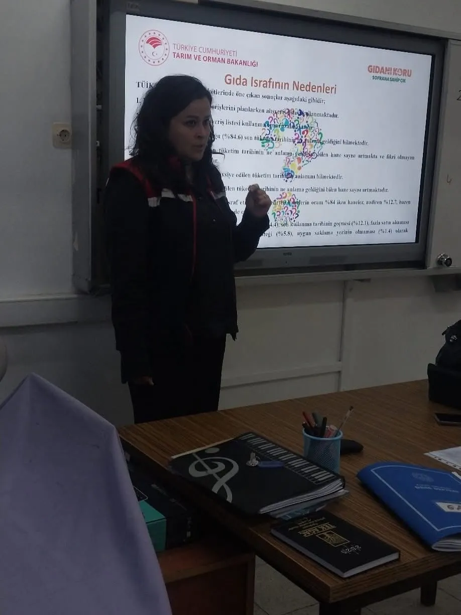 Söke’de yarının teminatı olan öğrencilere tasarruf bilinci aşılanıyor