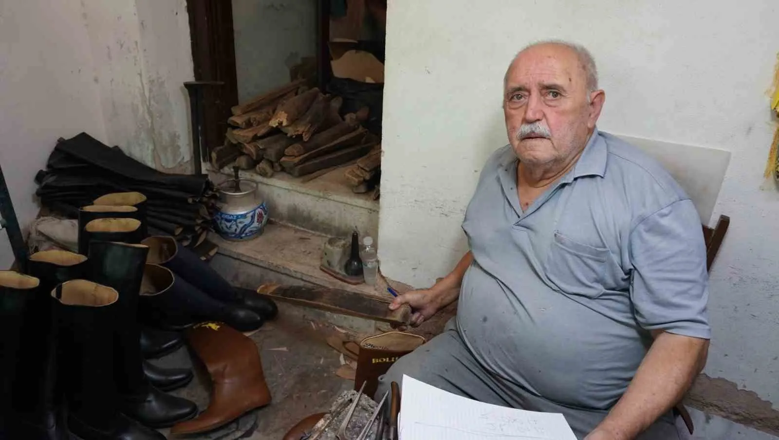 Ege’nin asırlık sesi: Körüklü çizmenin dünyadaki son temsilcisi