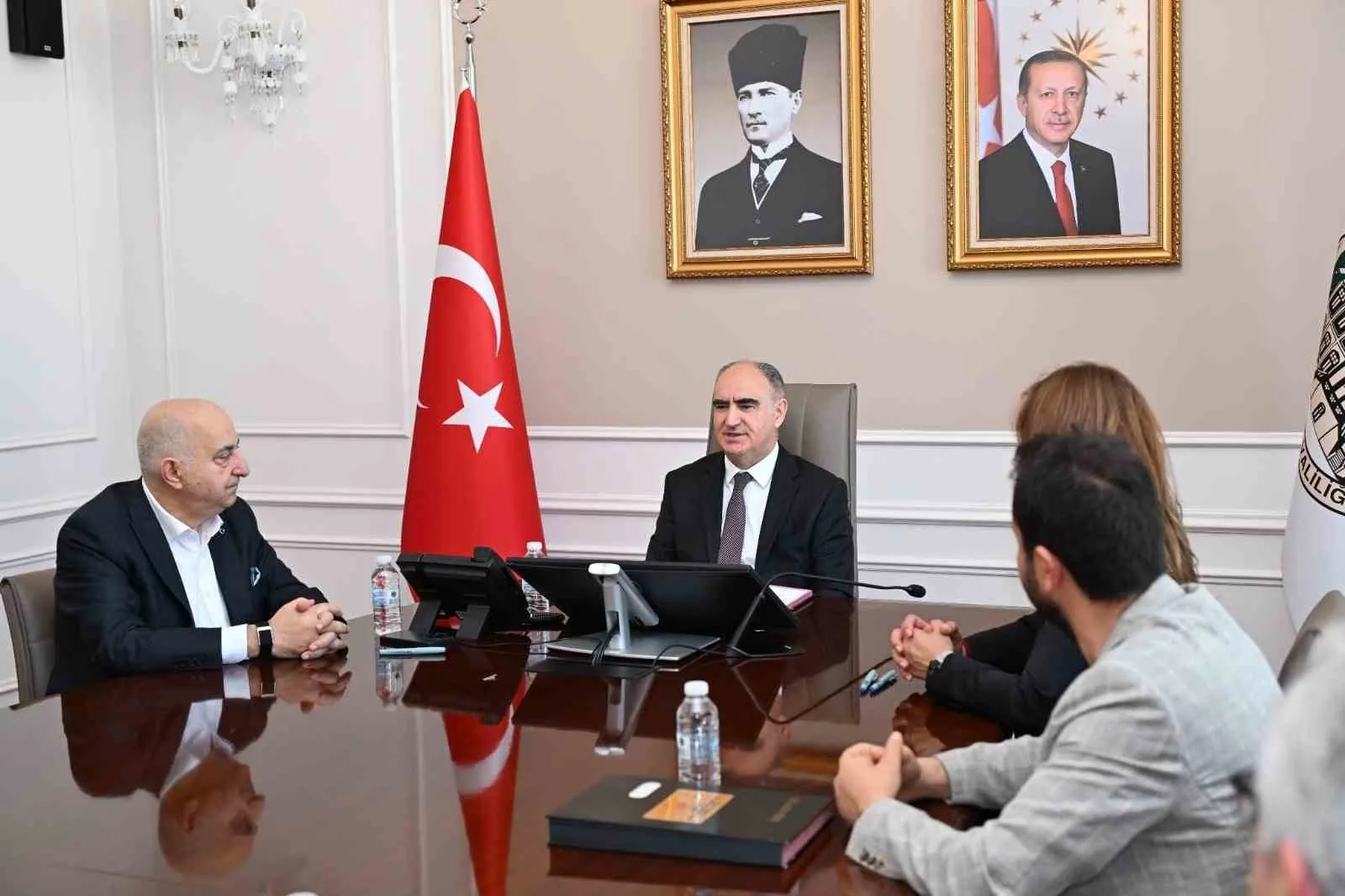Manisa’da çocuklara sıcak yuva müjdesi: 14 yeni kapı daha açılıyor