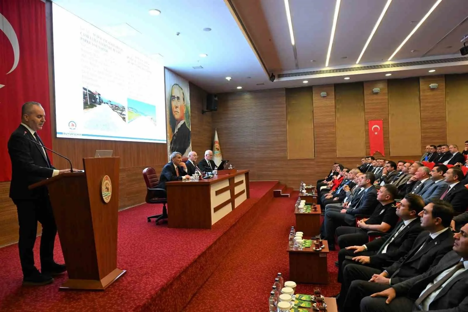 Denizli’de ulaşım seferberliği: Vali Köşger’den kritik kavşak ve yol talimatı