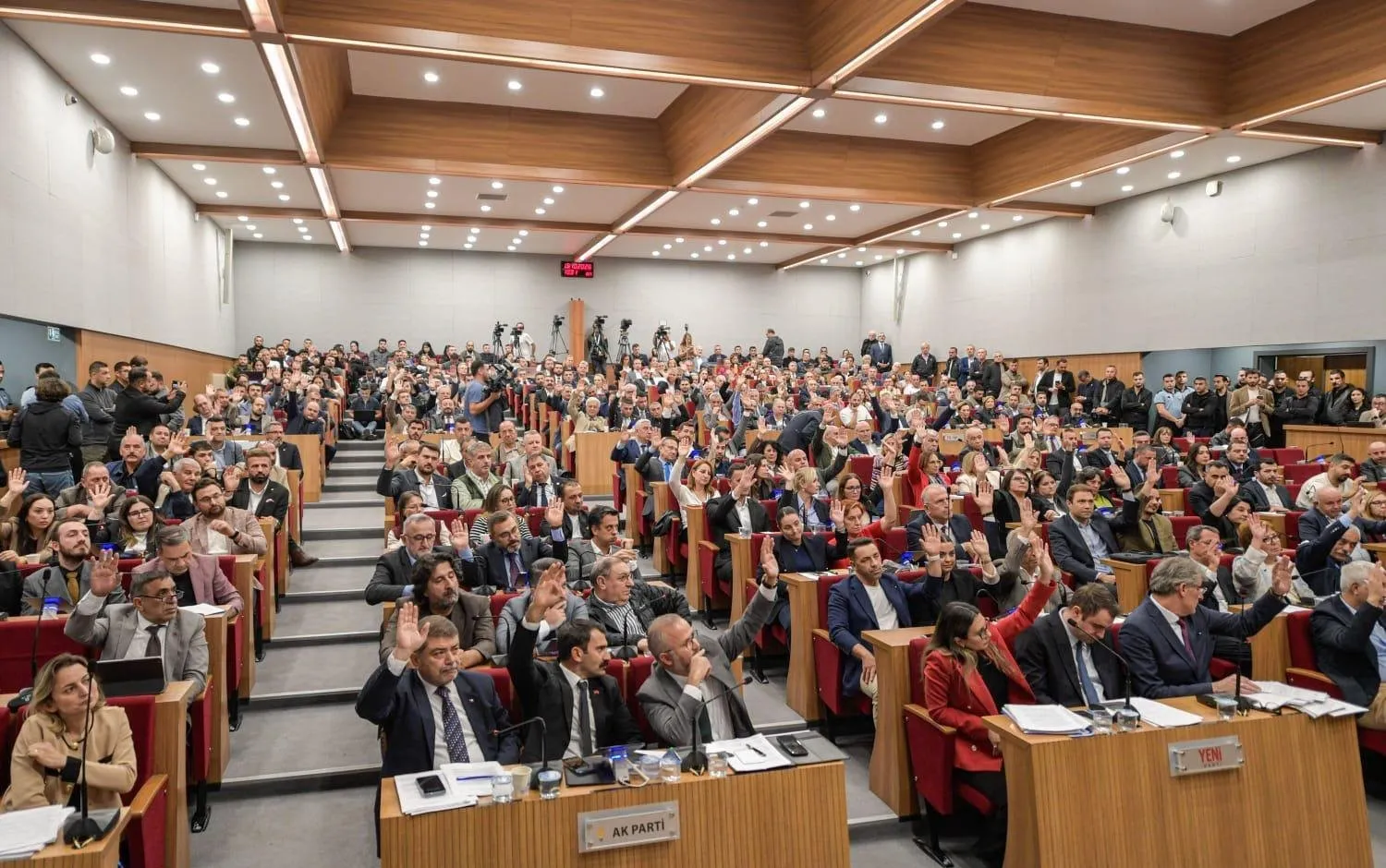 İzmir’de ulaşım ve kentleşme hamlesi: İZBAN’da aktarma dönemi yeniden başlıyor