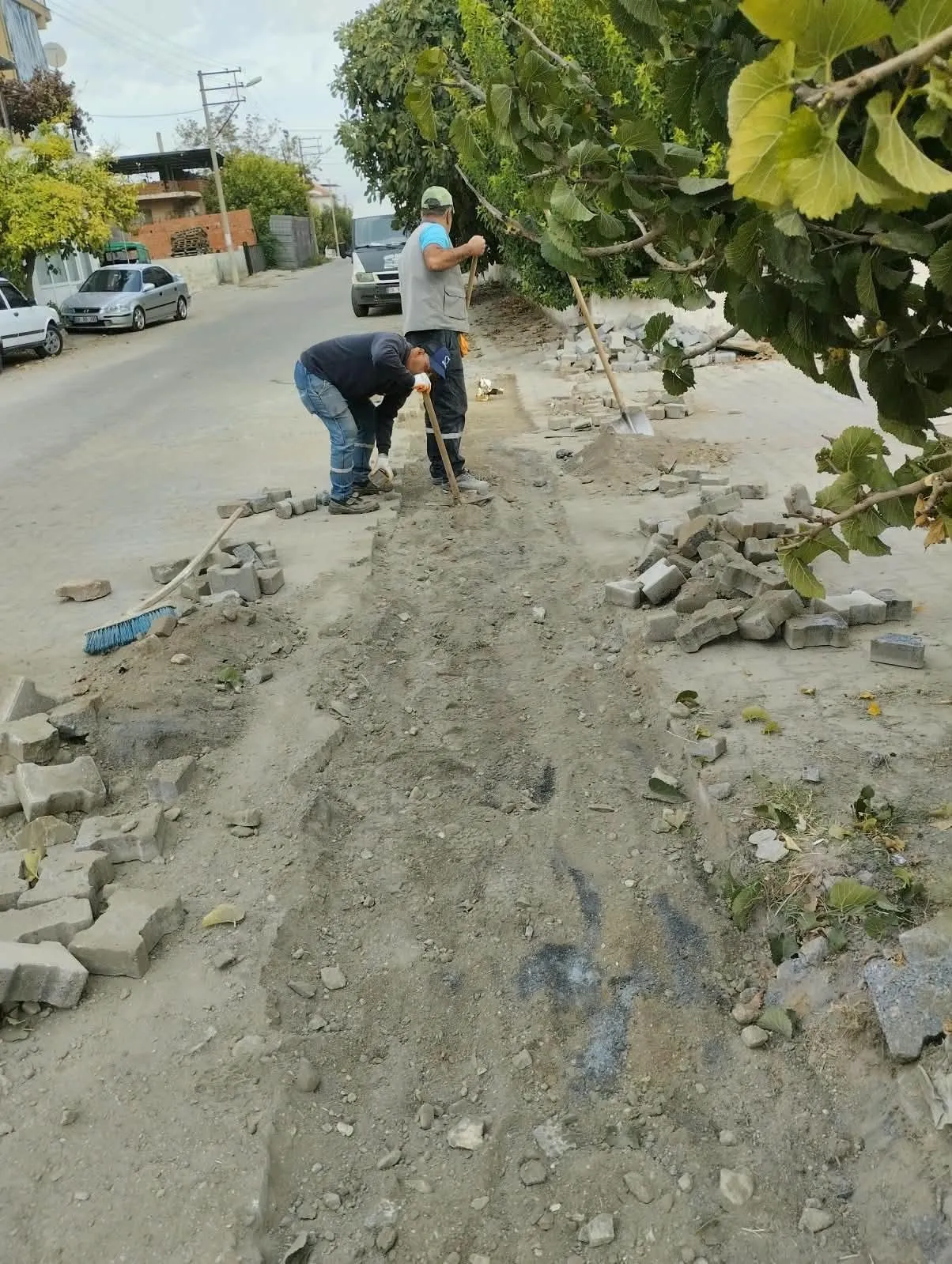 Koçarlı’da yaşam kalitesini artıracak dokunuş: Sokaklar yenileniyor