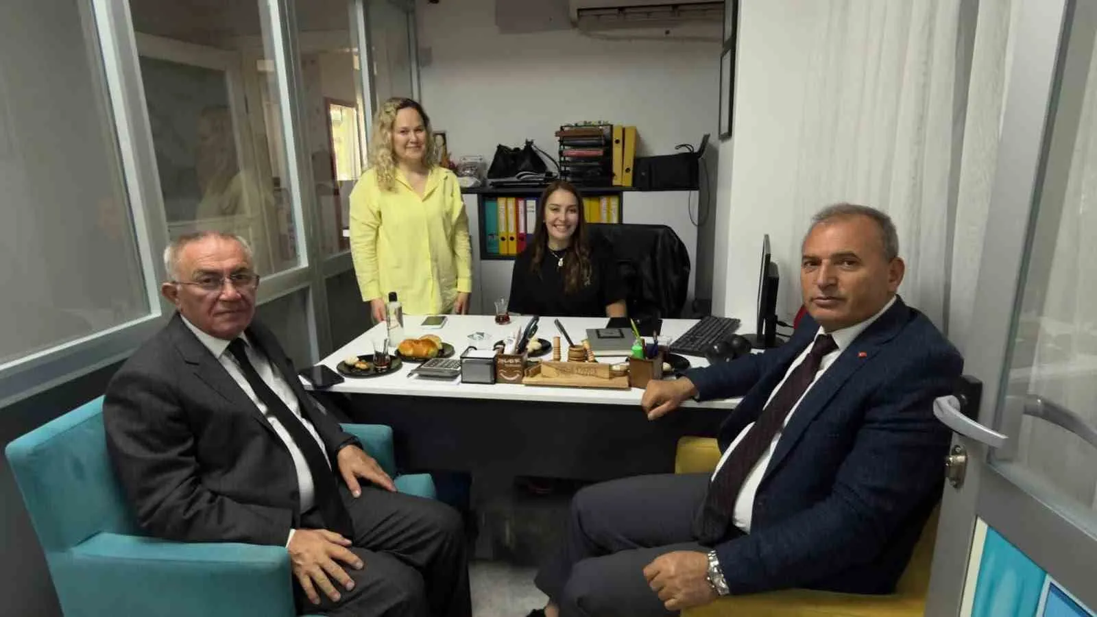 Sarıgöl'de miniklerin eğitim yuvasına yakın markaj: İlçe müdüründen tam not