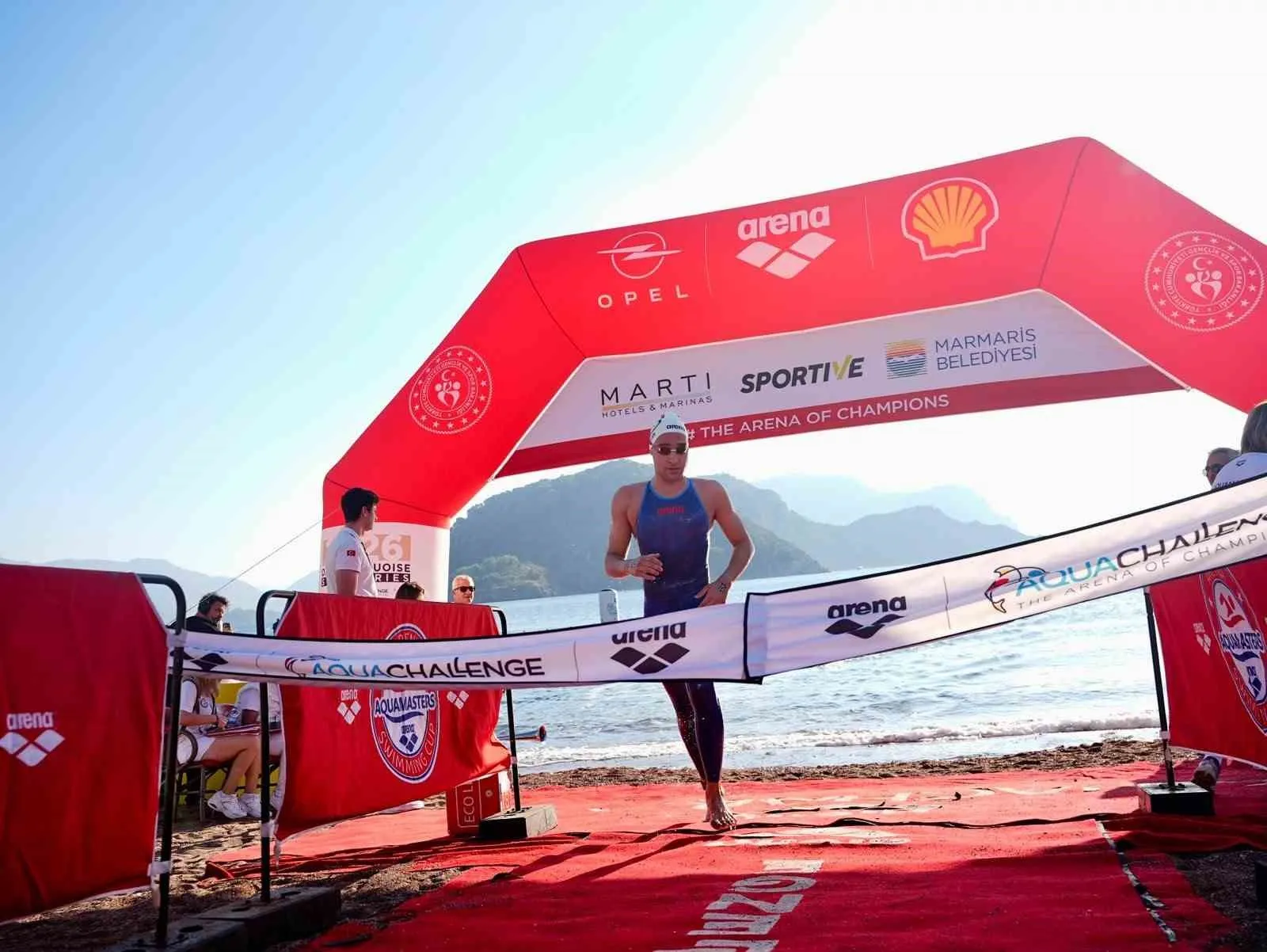 Marmaris’in mavi sularında dev buluşma: 22 ülkeden 2 bin 400 sporcu kulaç atıyor