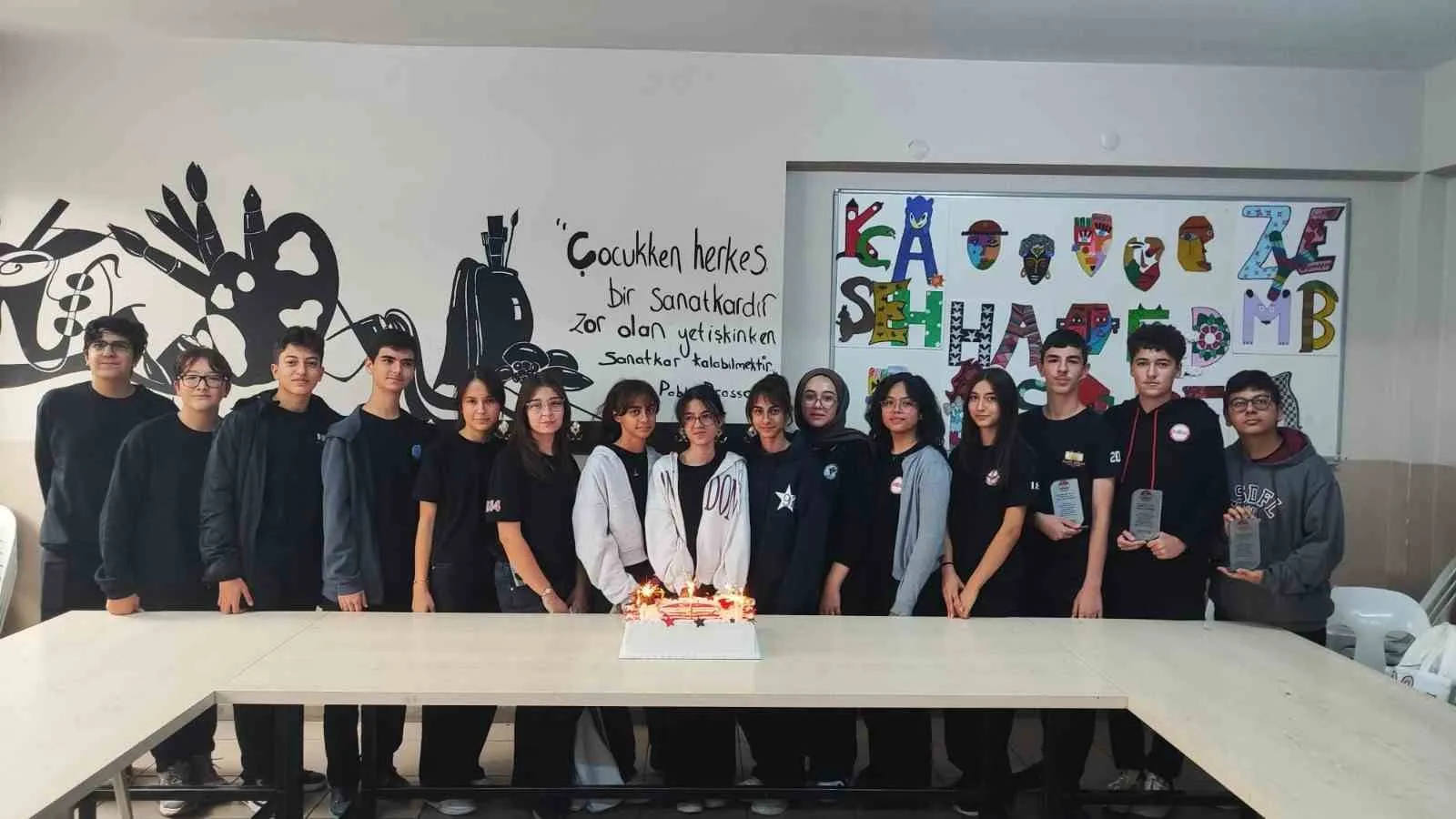 Afyonkarahisar'da LGS gururu: Başarılı gençler ödüllerine kavuştu