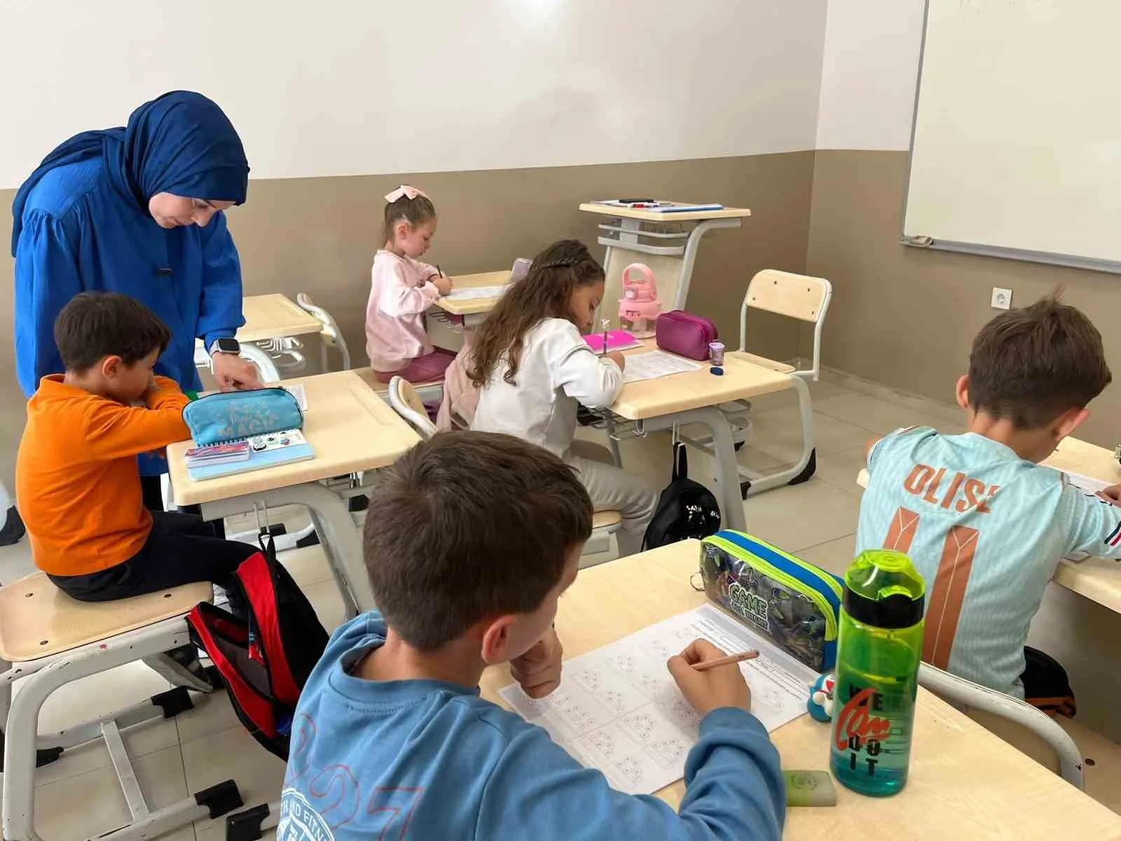 Şehzadeler’de minik öğrencilere akademik destek eli uzandı