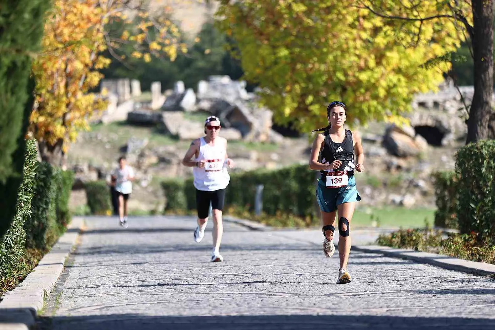 Pamukkale’nin Büyülü Rotasında Cumhuriyet Coşkusu: Lykos Yarı Maratonu İçin Geri Sayım Başladı