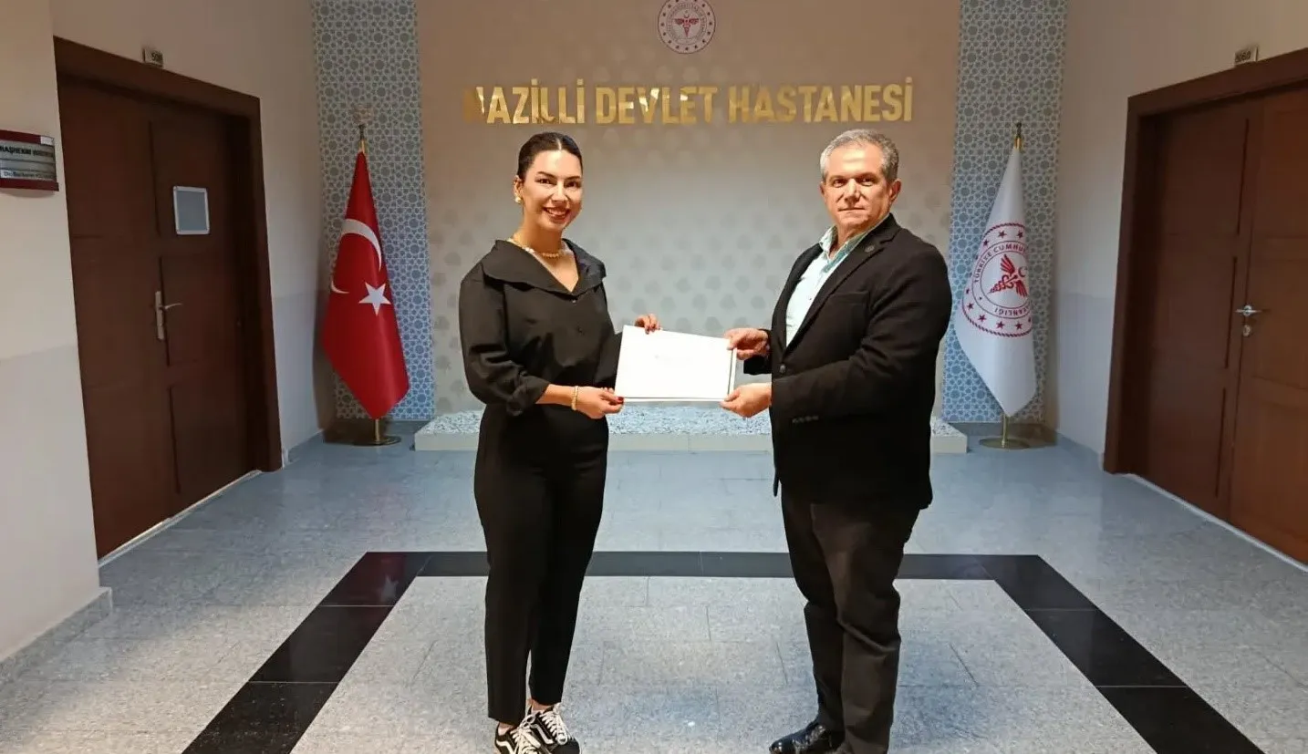 Nazilli’de sağlık ordusuna yeni takviye: Acil servisin uzmanları diplomalarını aldı