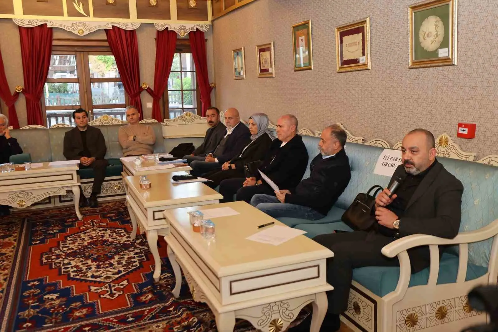 Yunusemre’de 2027 bütçesi onaylandı: Spil Mahallesi’nin ısınma sorununa ortak çözüm