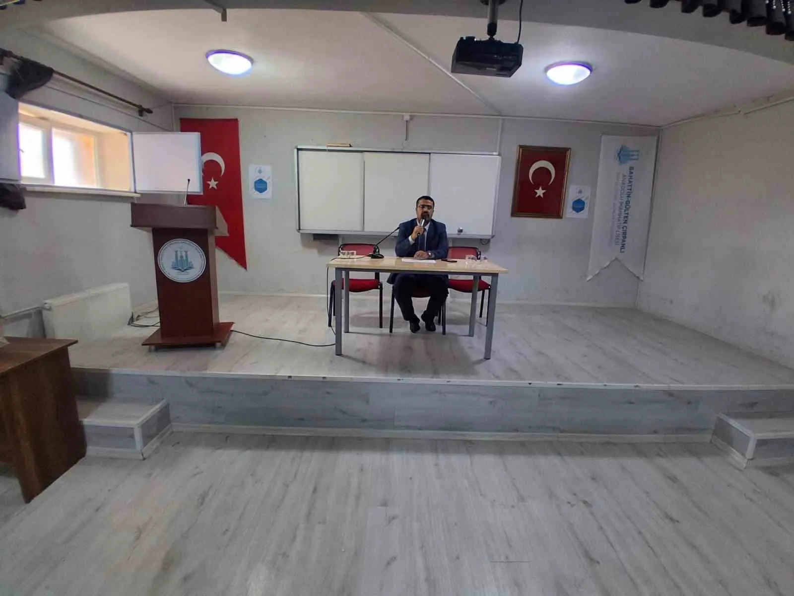 Bozdoğan'da gençler camilerin sosyal hayattaki rolünü konuştu