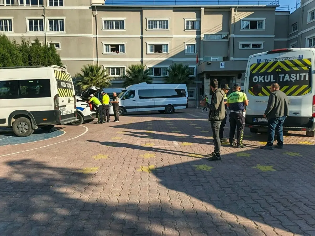 Söke yollarında okul servisi mesaisi: Kurallar titizlikle denetlendi