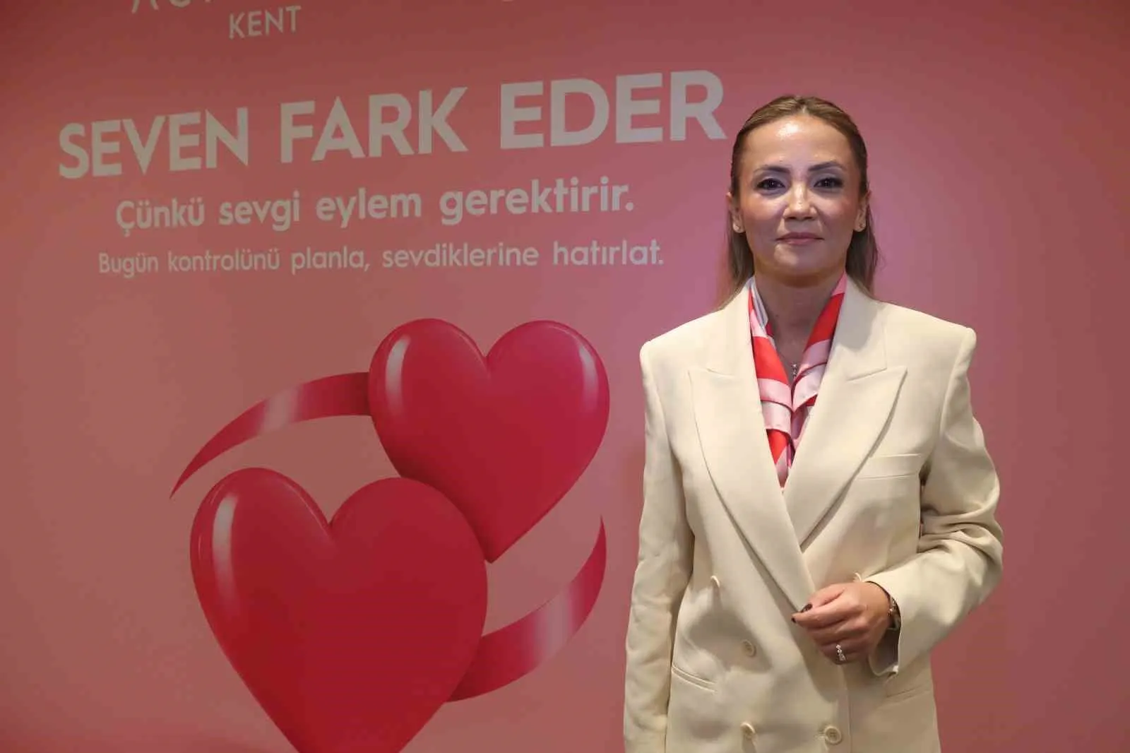 Meme kanserinde "erken teşhis" hayat kurtarıyor: Sevenler birbirini ihmal etmesin