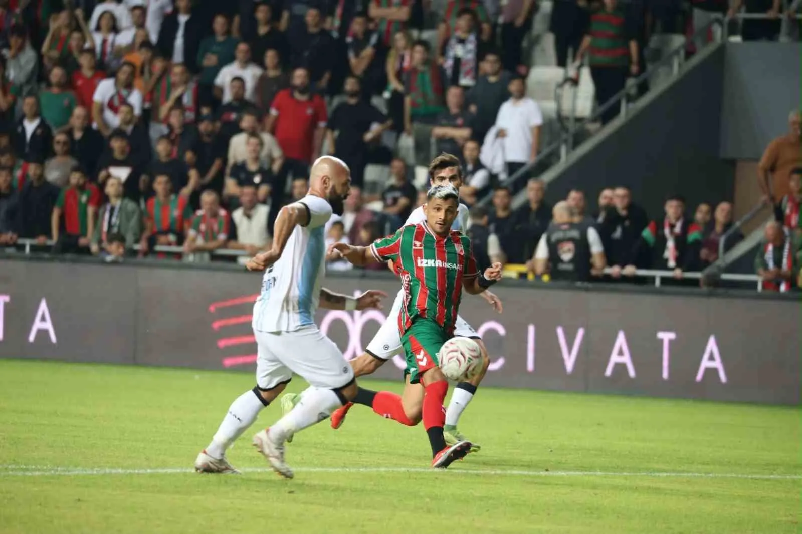 Alsancak’ta Karşıyaka rüzgarı: Yeşil-kırmızılılar tek golle kazandı