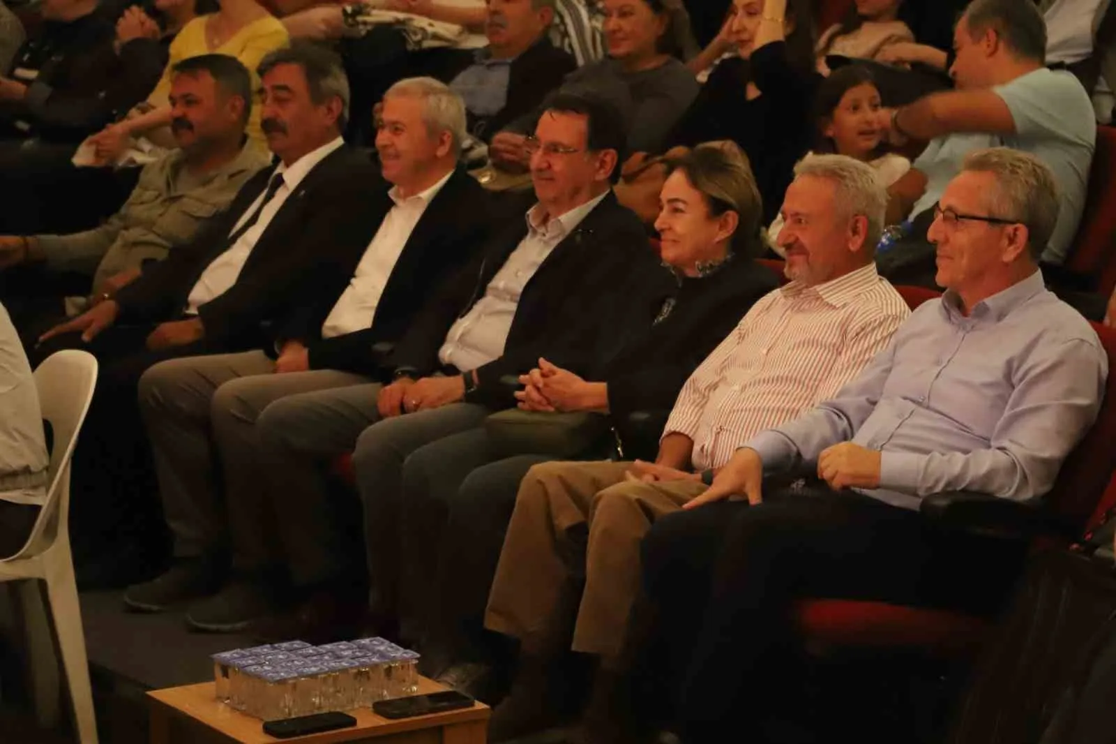 Nazilli sahnelerinde Milli Mücadele destanı: Kadın kahramanlar unutulmadı