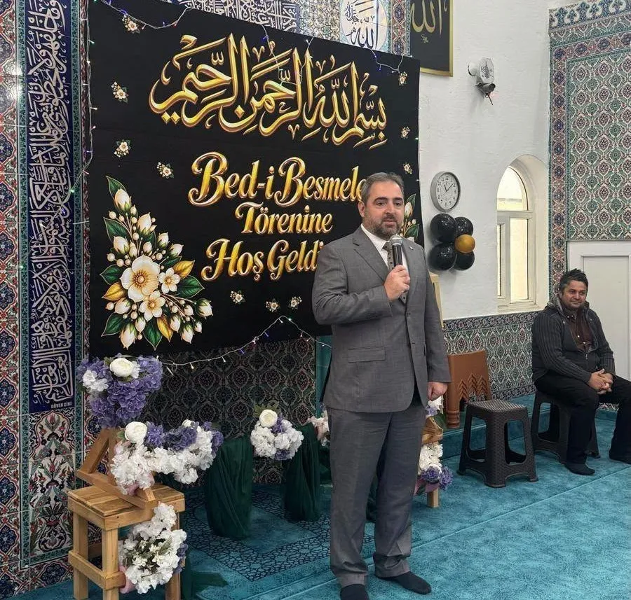 Minik eller Kur'an yolunda: Köyceğiz'de unutulmaz Bed-i Besmele töreni