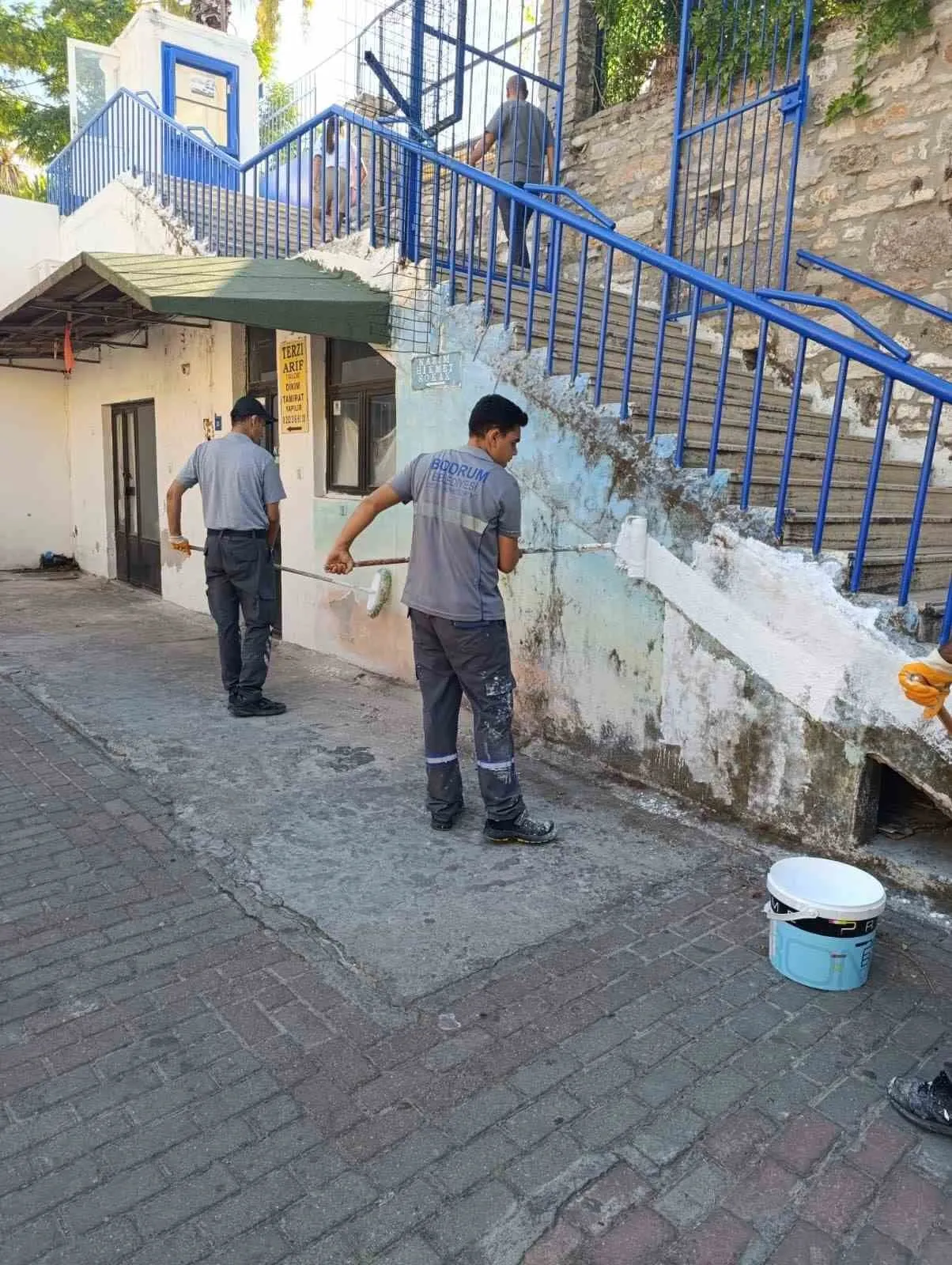 Bodrum’un imzası tazeleniyor: Mavi ve beyaz doku titizlikle korunuyor
